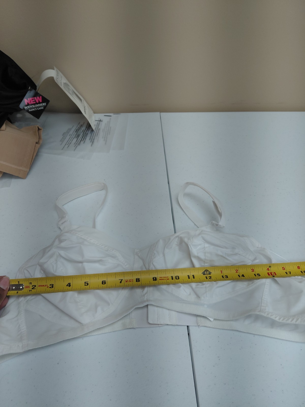 Vintage Exquisite Form White Bra Size 46B
