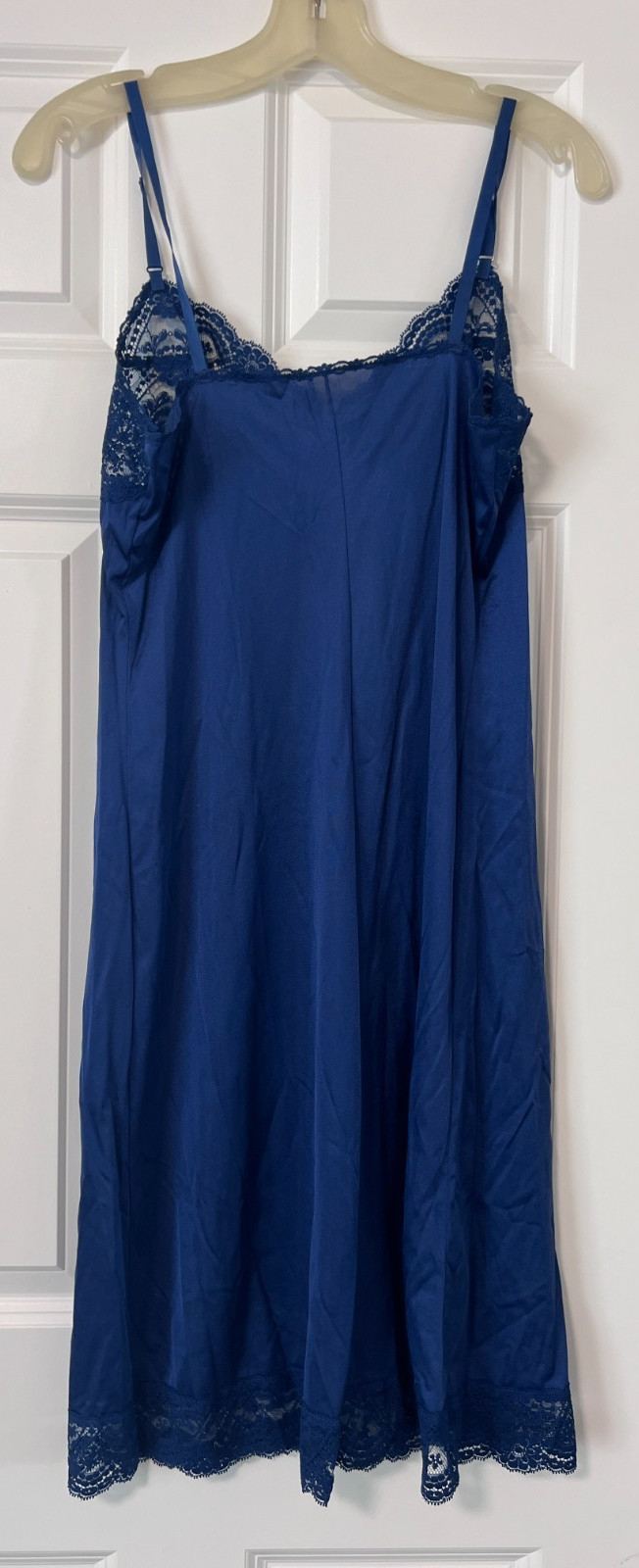 Vassarette ~ Women&rsquo;s Slip / Nightgown ~ Lace Style ~ Blue ~ Size 38