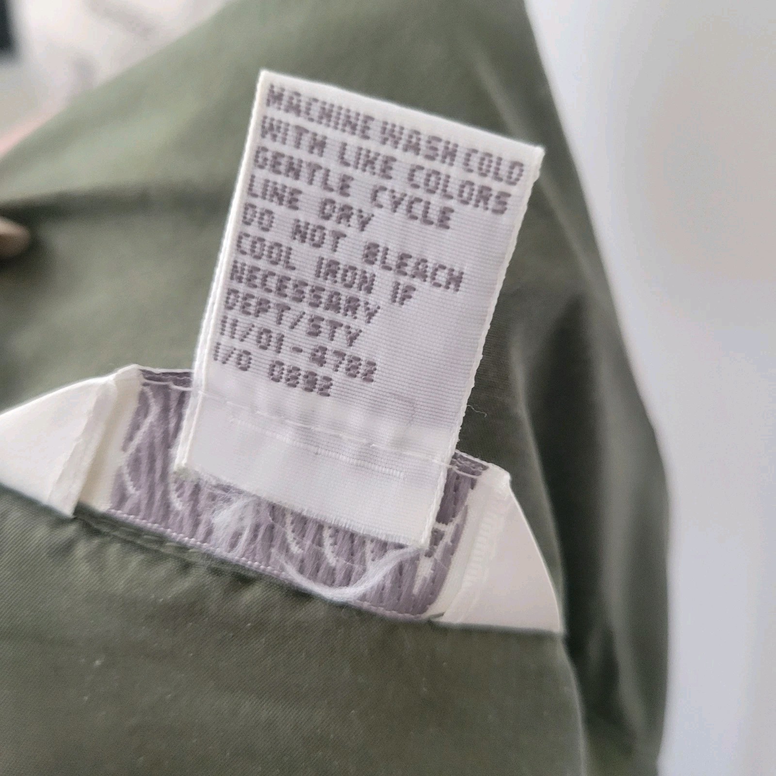 Vintage 100% Silk Olive Green Blouse Button Up Short Sleeve Size Medium