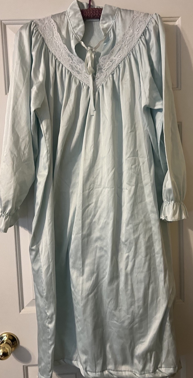 Vintage Gilligan O&rsquo;Malley Nightgown Powder Blue Lace Trim Ruffle L/S Ballet M