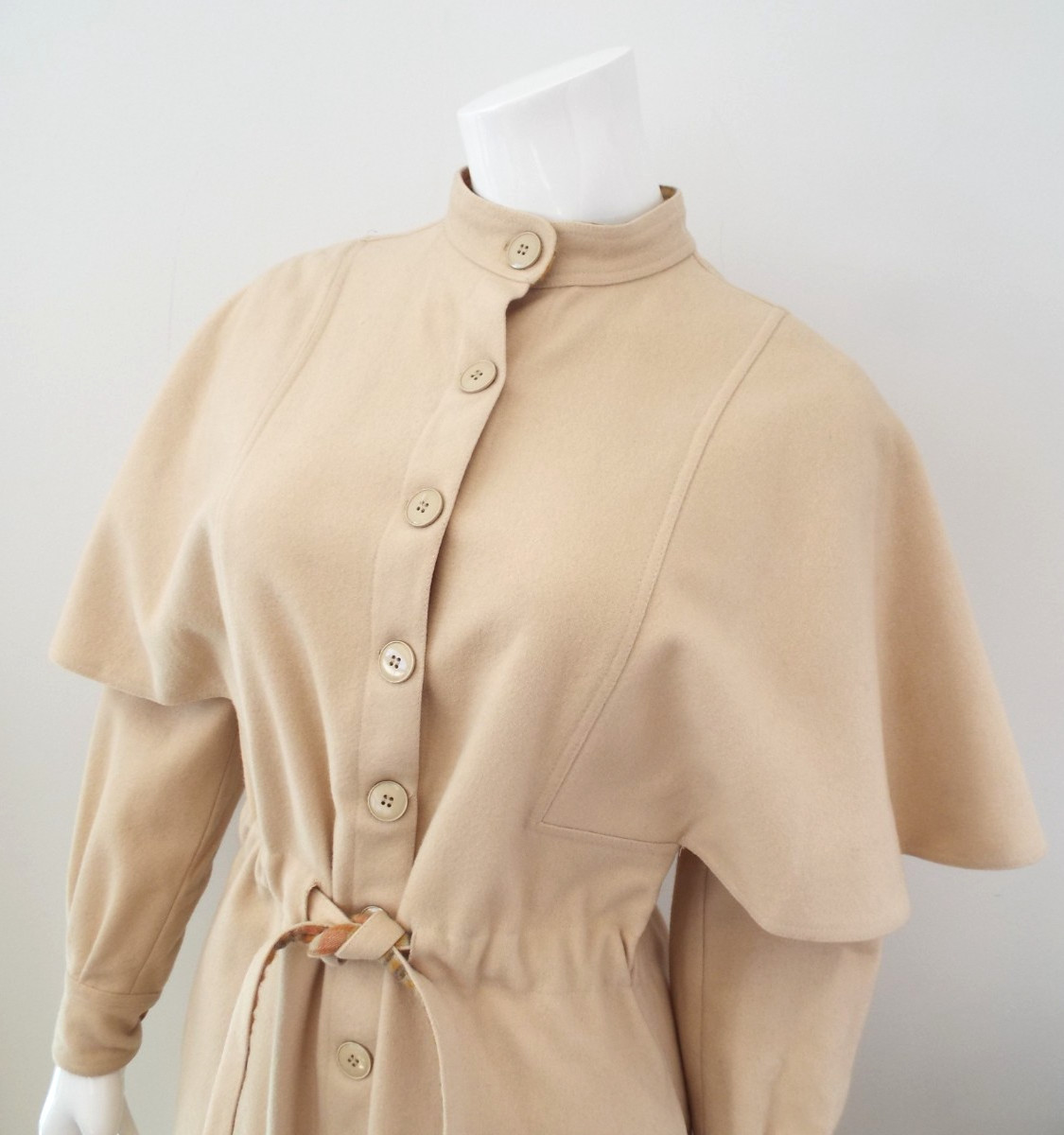 VTG 1970s KENZO JAP Beige Wool Coat Dress Size 8 Cape Pockets Sakowitz Houston