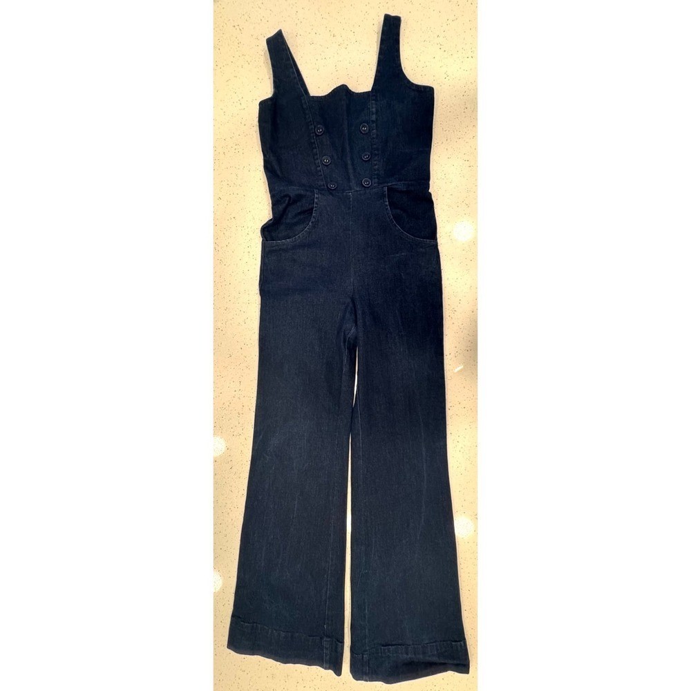 Voodoo Vixen « Everly » Dark Blue Denim Wide Leg Overall Jumpsuit – Retro/Pinup