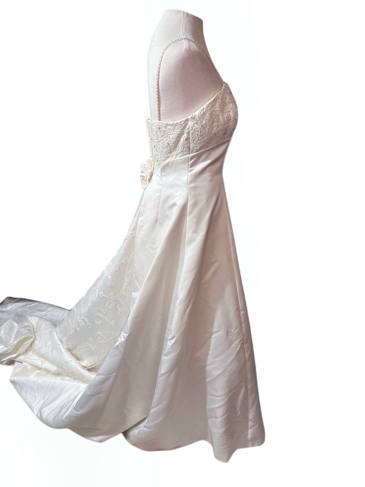 Vintage Ivory Satin Wedding Gown with Matching Shawl | Women’s Size 14