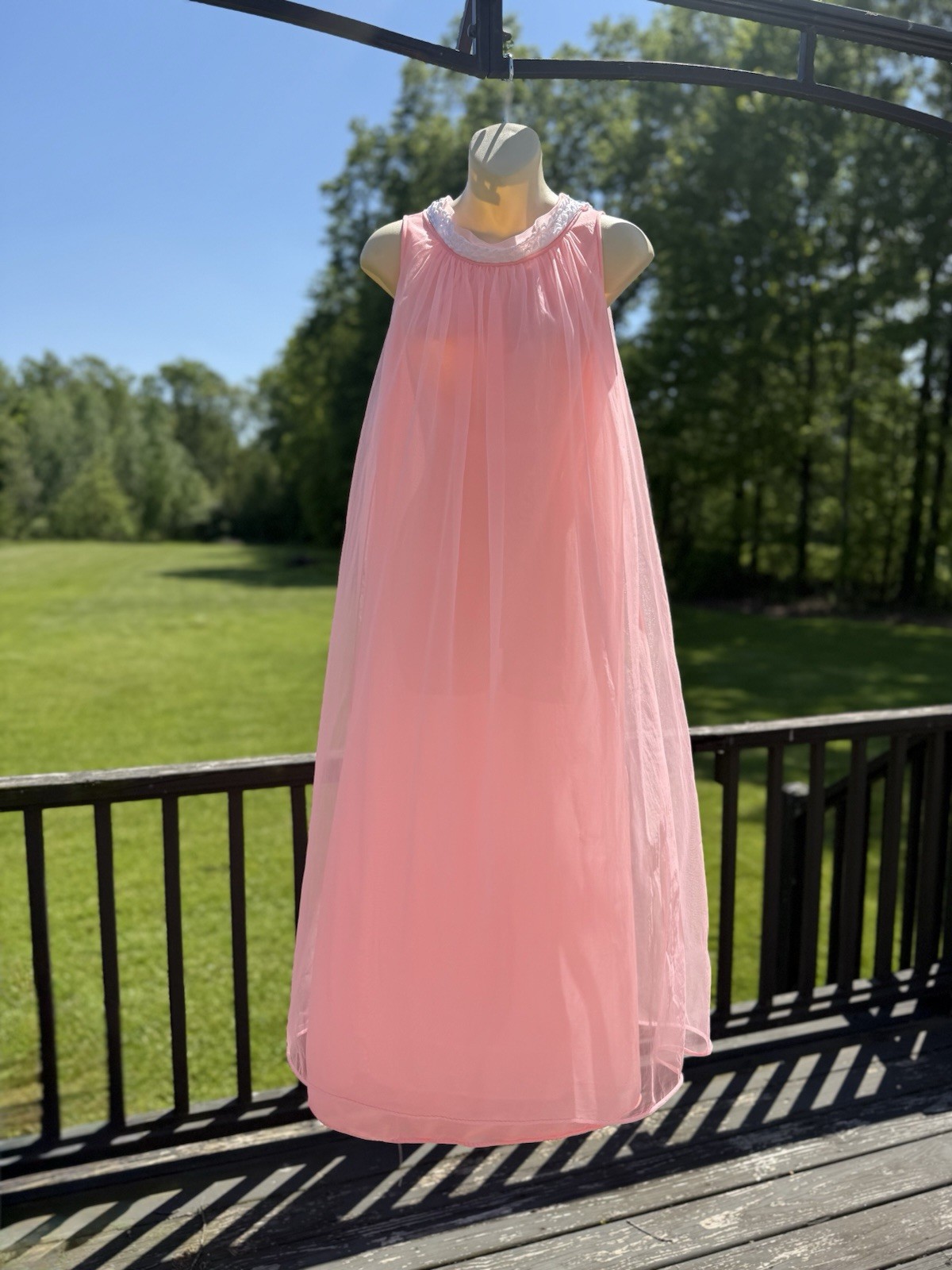 1960s PEACH CHIFFON OVER NYLON DUAL LAYER NEGLIGEE ROUND COLLAR LINGERIE *READ