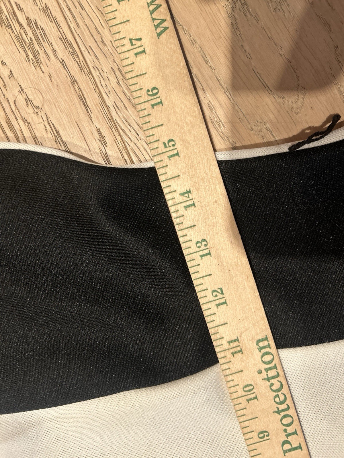 Vintage 1970’s Dress Women’s Black Midi Short Sleeve Mod Everyday Casual