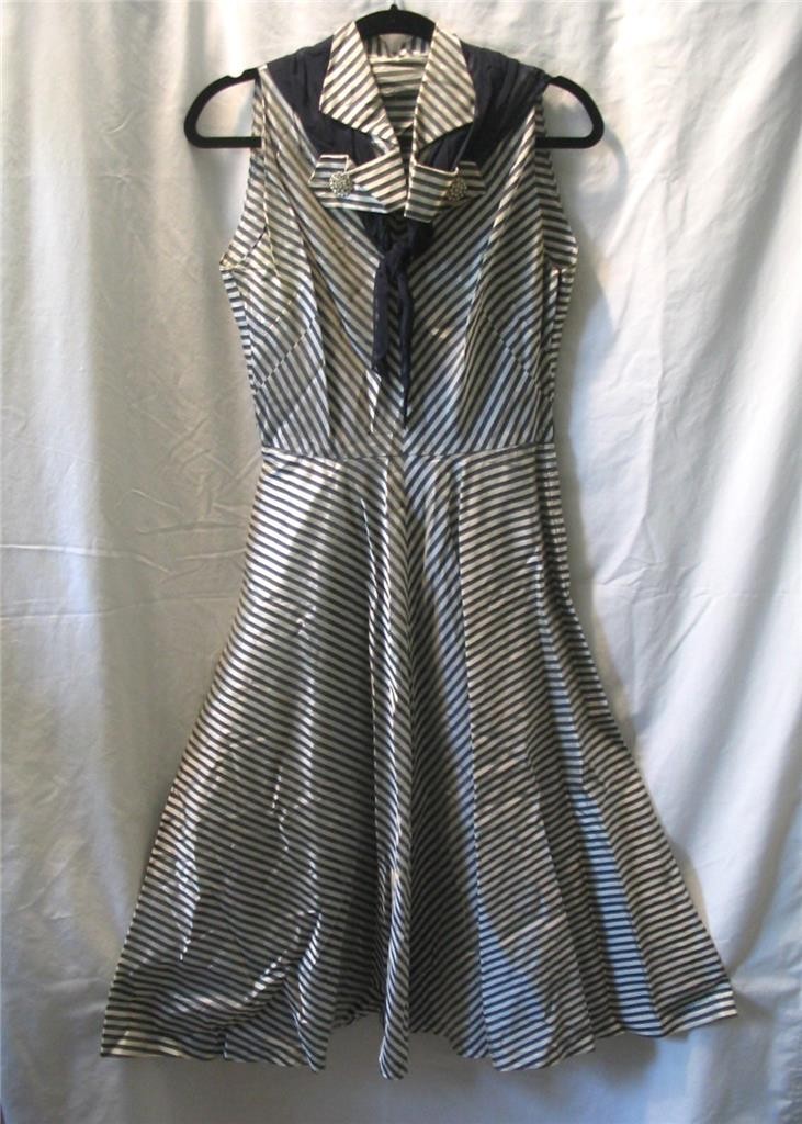 VINTAGE 1950s CUSTOM MADE GRAY & IVORY SILK STRIPED MITERED SLEEVELES DRESS ~38&Prime;