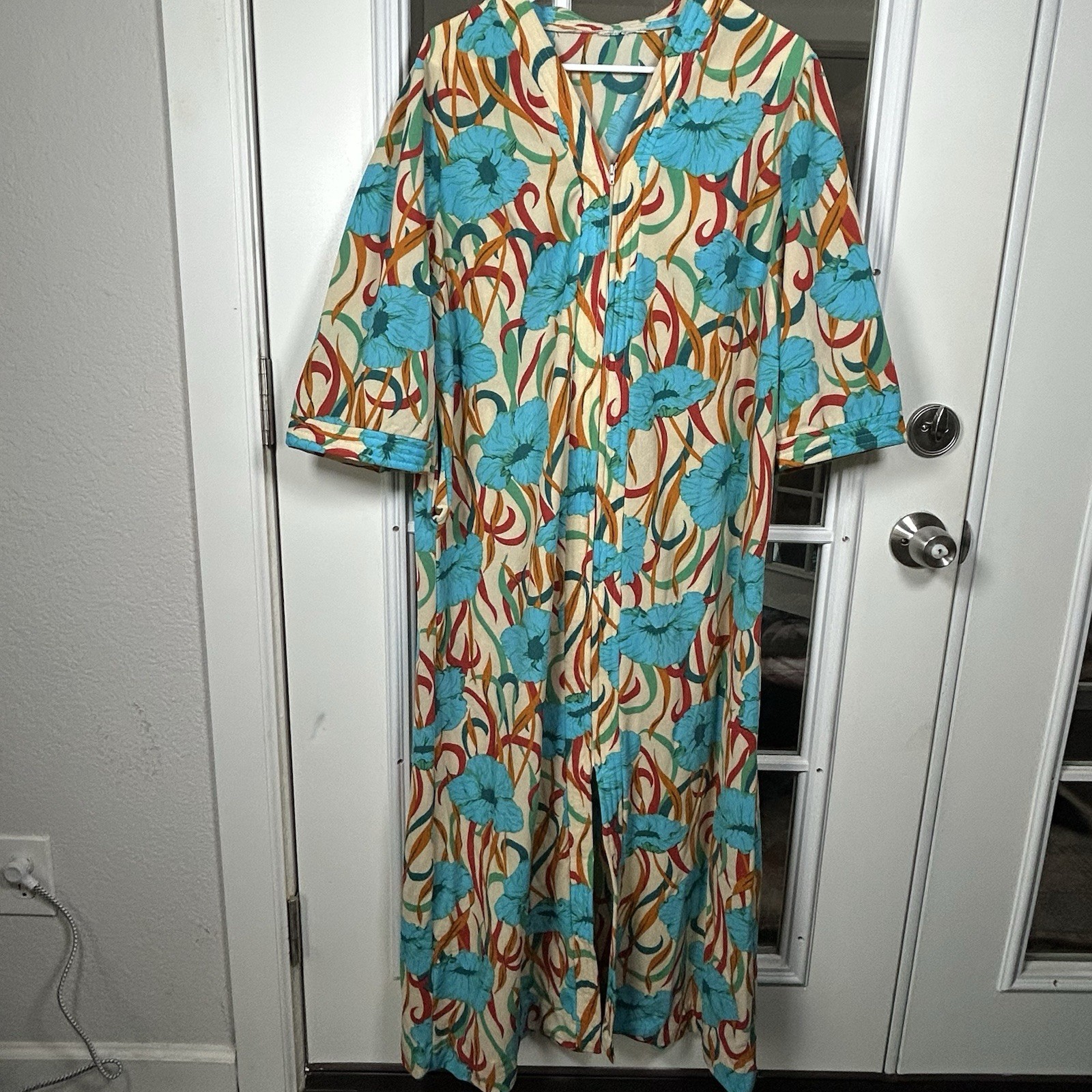 Vintage Sears Take-a-Long Dressing Gown 60s 70s House Coat Turquoise Floral S/M