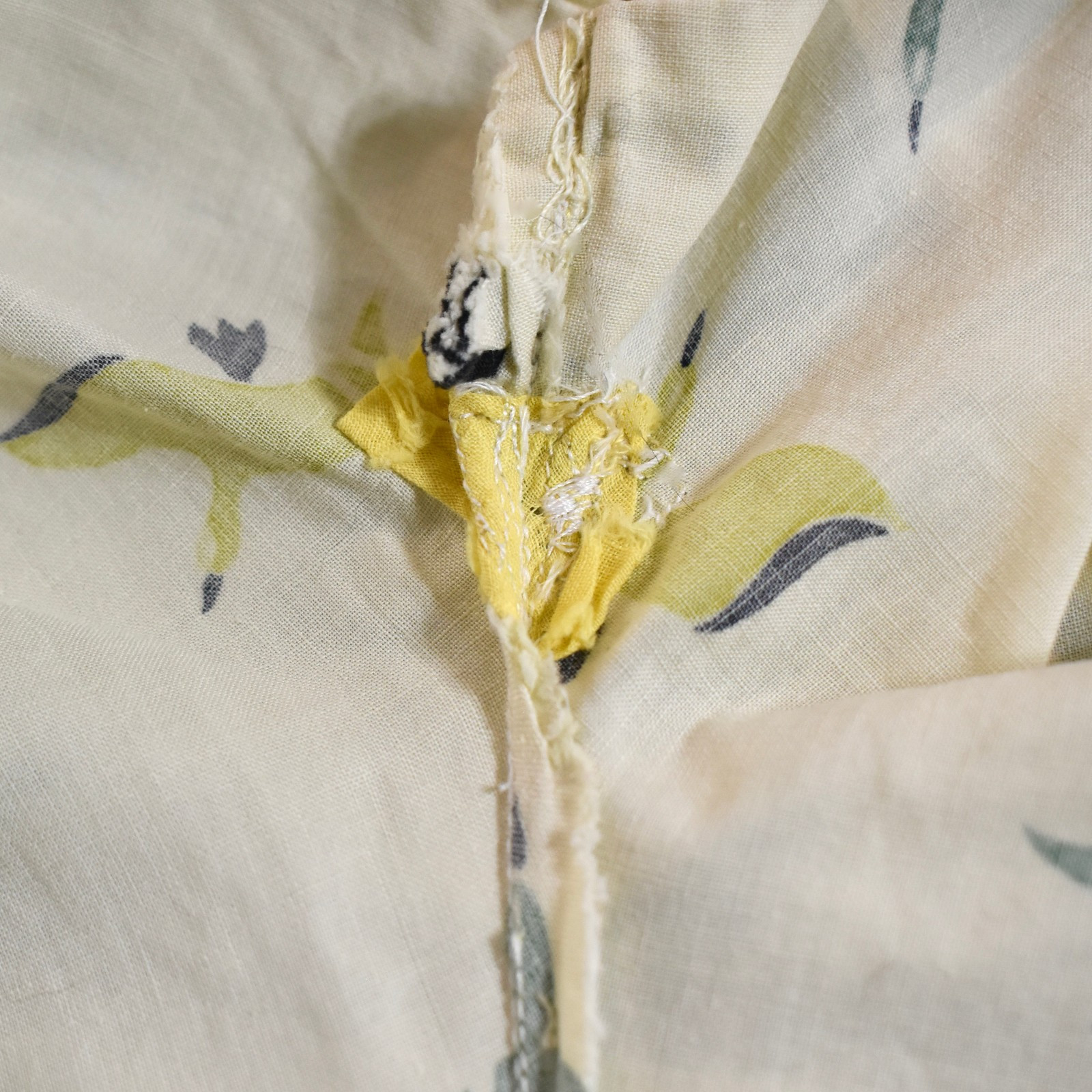 Vtg 40- 50s Day Dress/House Dress Butter Yellow Novelty Bird Print Geese L