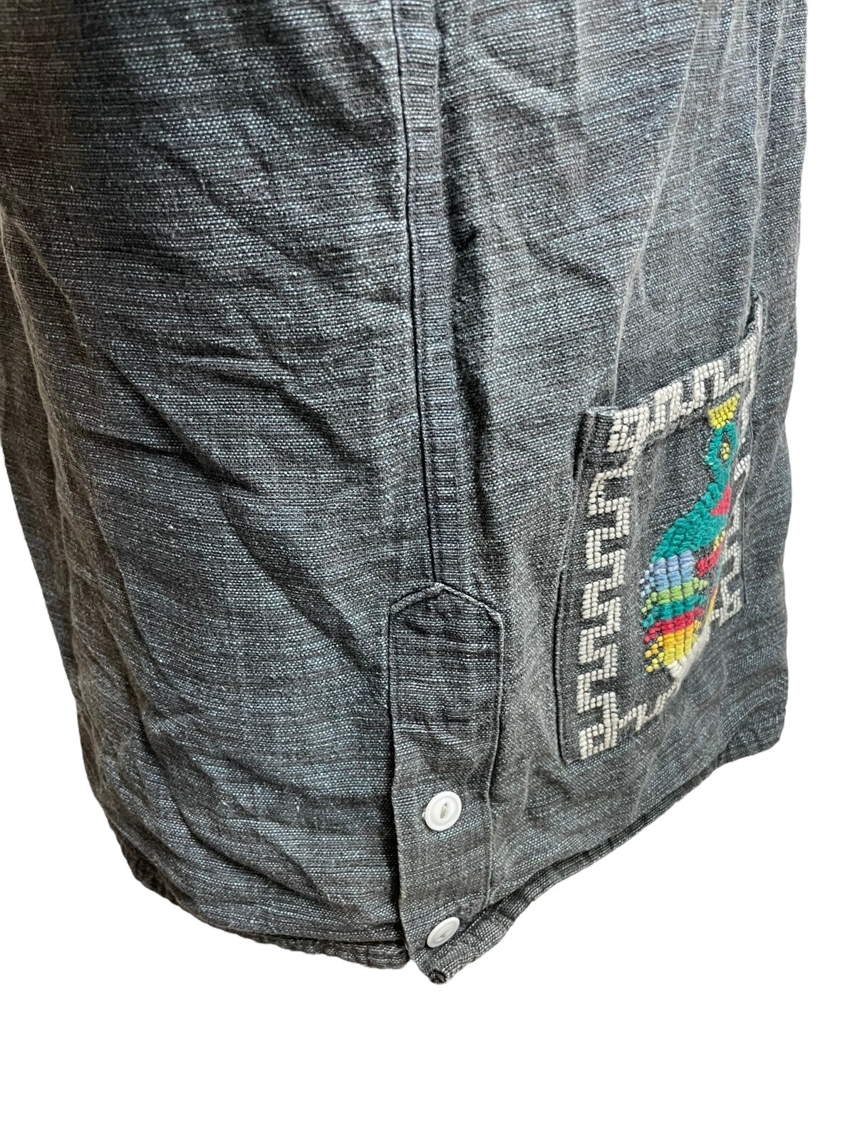 Vintage Chambray Denim Shirt Jacket Embroidered BIRDS Pockets Button Down