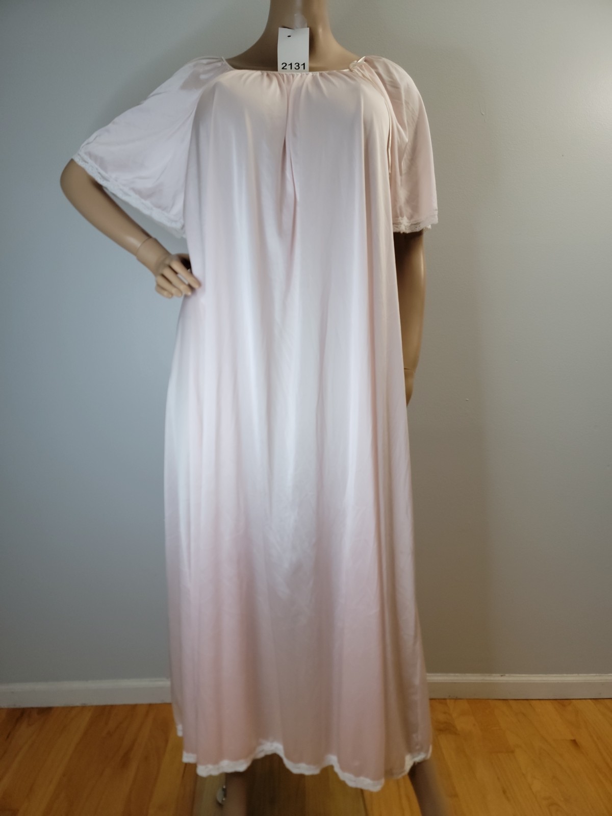 Vintage Miss Elaine 100% Antron Nylon Pink Nightgown White Lace Detail Size Smal