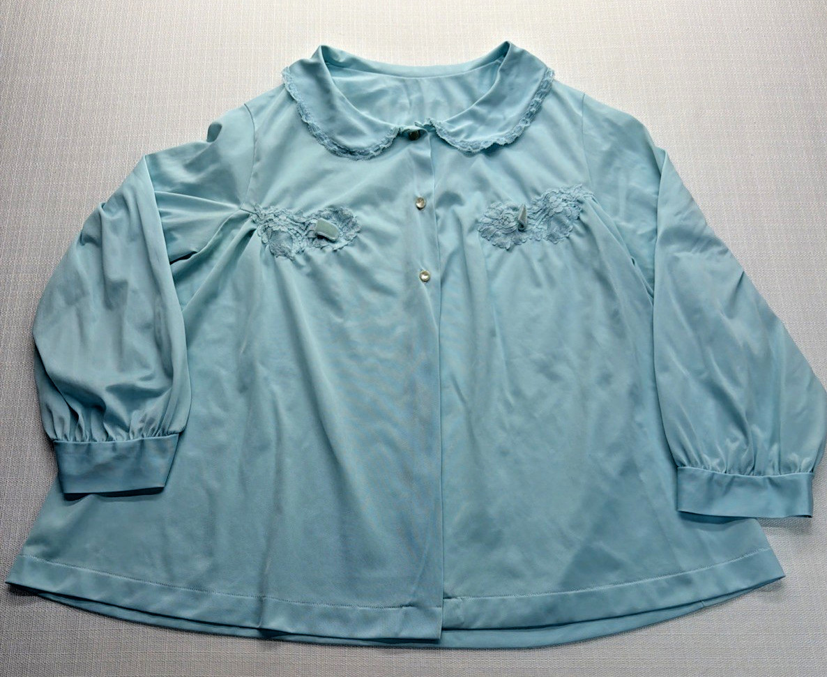 Vintage Kayser Blue Bed Jacket Size Small Button at the Neck 100% Nylon USA
