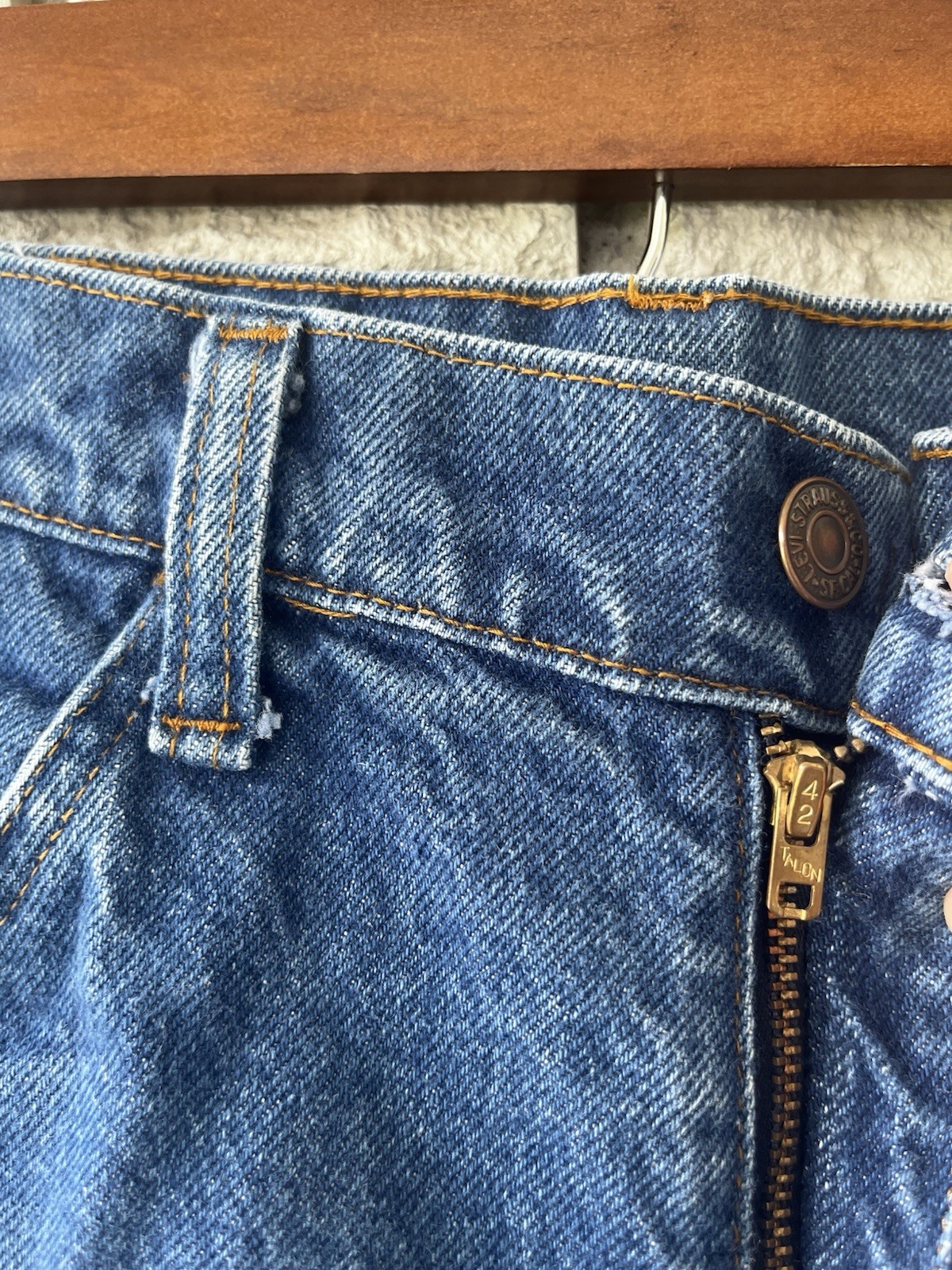 Vintage 684 Orange Tab Levi’s Darkwash Bell Bottom Jeans W31| L34