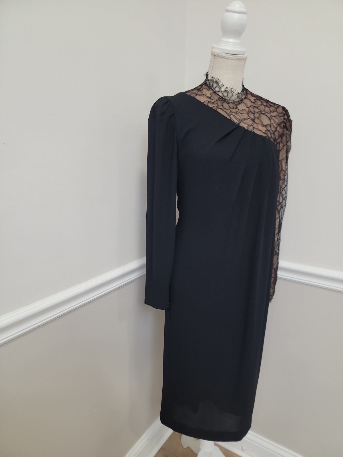 VTG BILL BLASS COLLECTION III Black Cocktail Dress/One Shoulder Lace/Knee Lengt