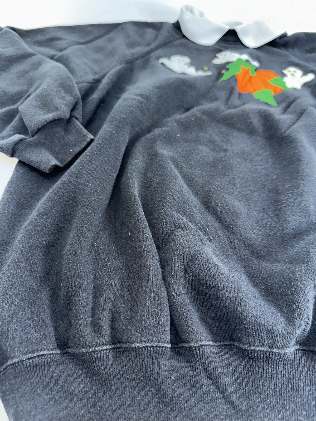 Black Collared Halloween Sweatshirt Pumpkin Ghost Hanes Size XL 46-48 Unisex