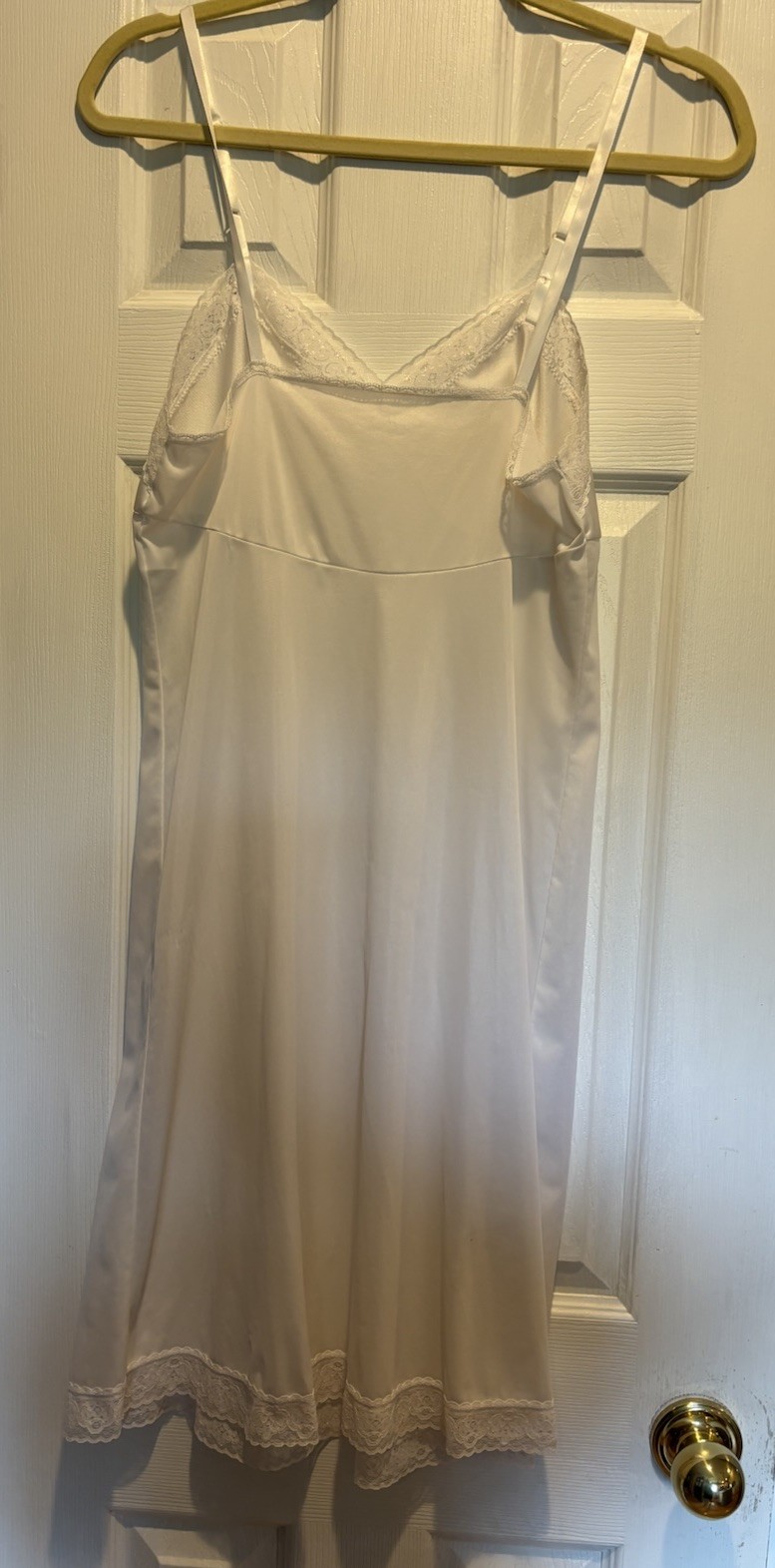 Vintage Vanity Fair White Full Slip Size 34 22&Prime; Style 10-103 Coquette Lingerie