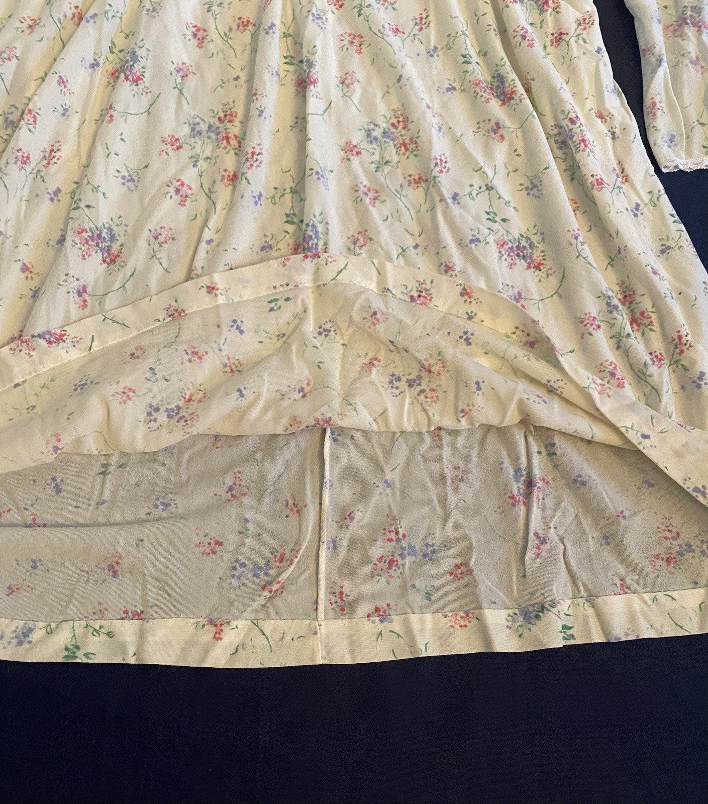 Vintage Miss Elaine Short Floral Nightgown Cotton Lace Long Sleeve Nightie Sz M
