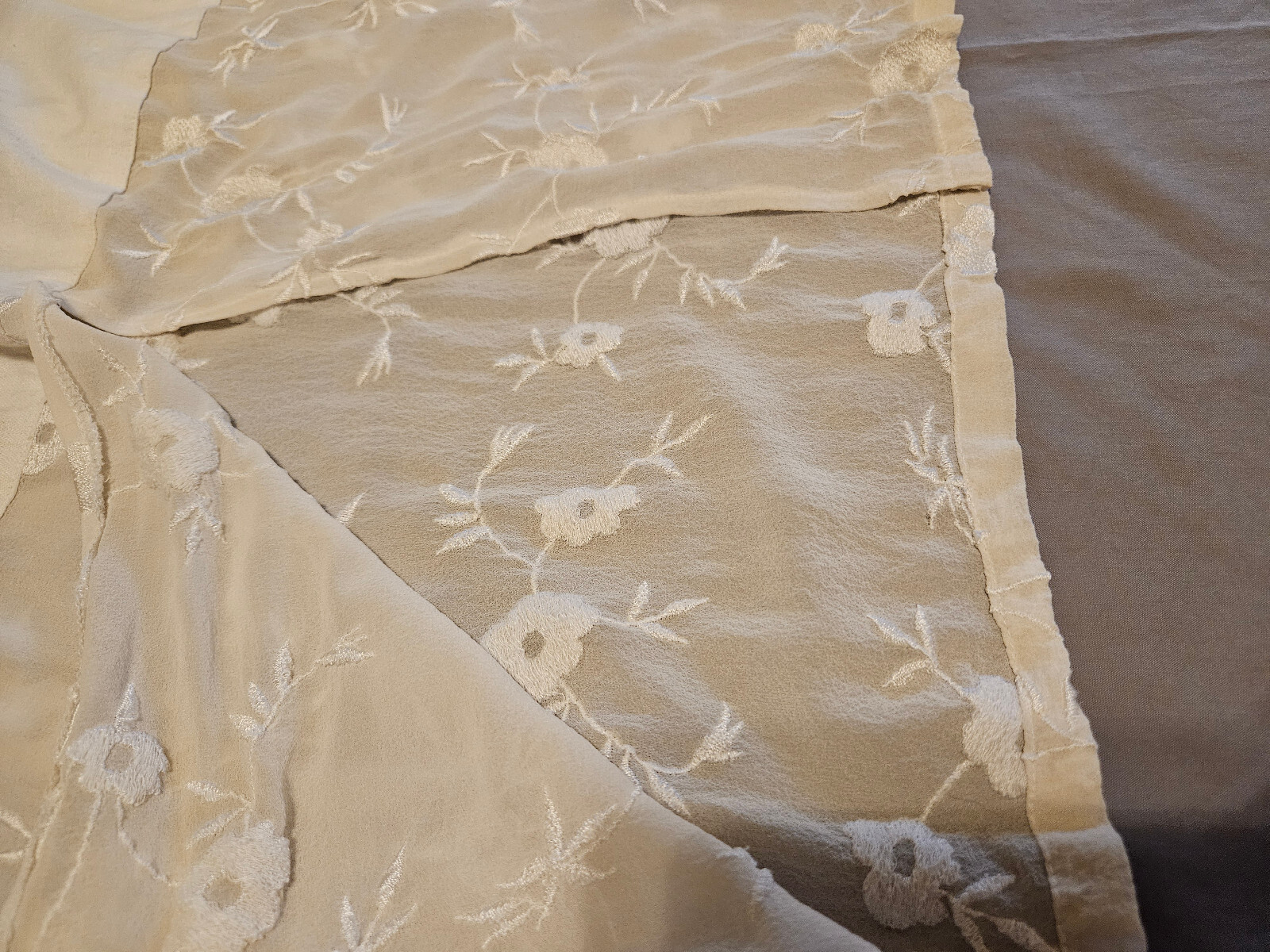 Tunic Robe Dress Full Length Off White Cotton Bottom Silk Embroidered. Medium