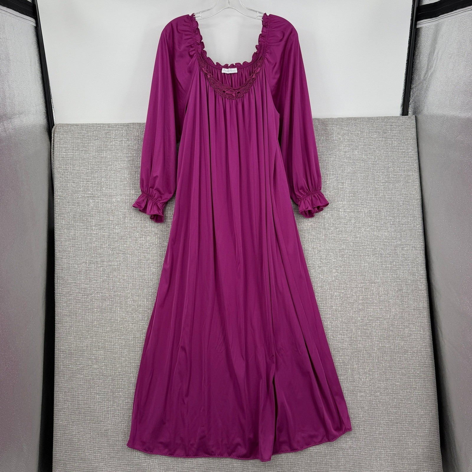 Vintage Miss Elaine Nightgown Women Medium Purple Flowy Cottage Boho Sleepwear