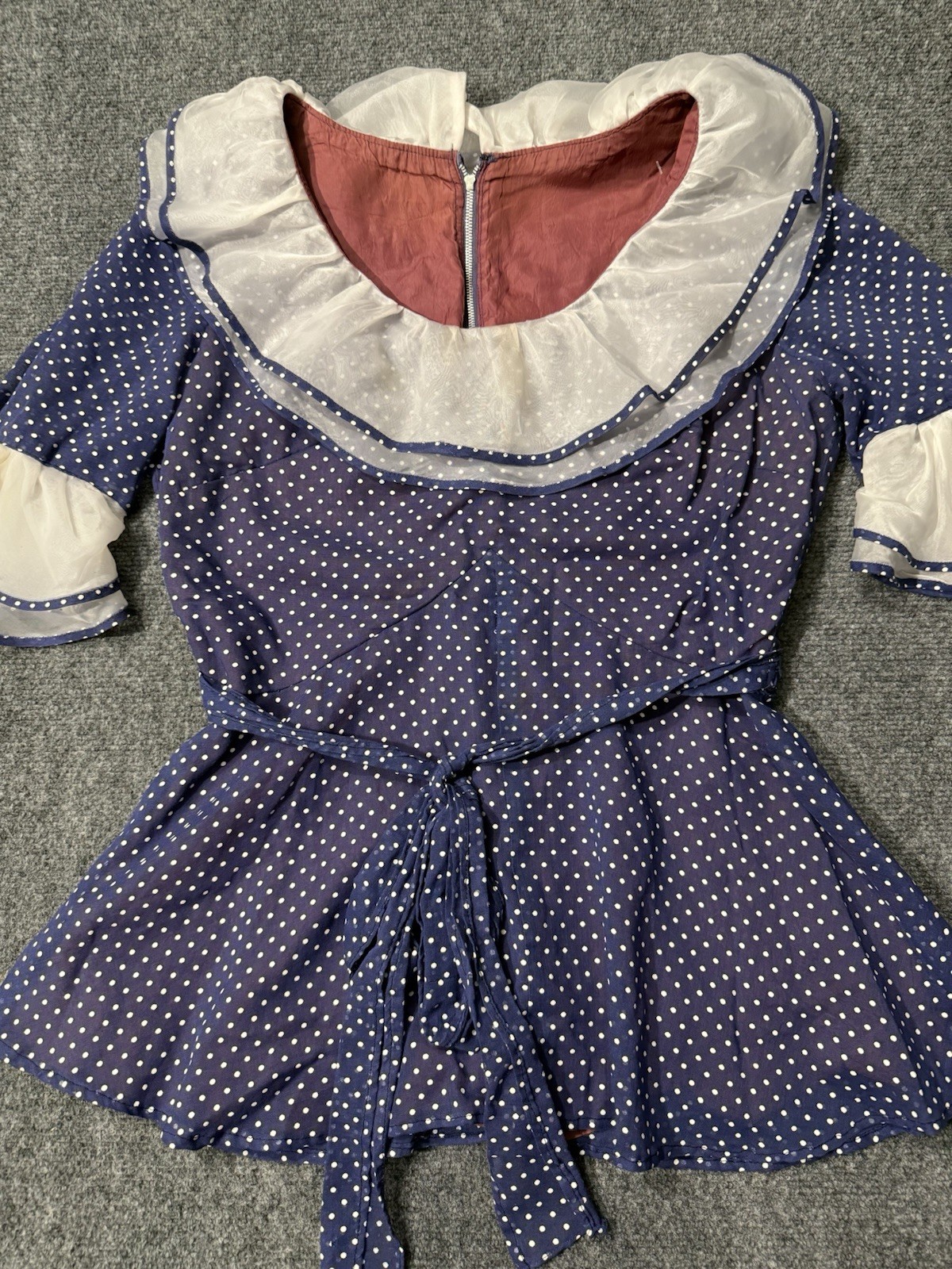 Vintage 60s 70s Polka Dot Blouse Ruffled Sleeves And Collar Ladies Garment