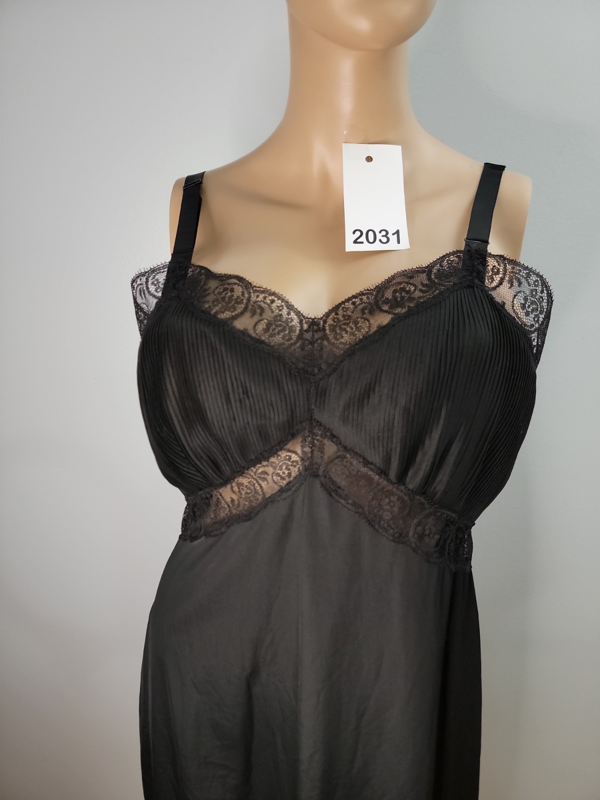 Vintage Charmode Nylon Black Pleated Lace Detail Full Slip Size 36