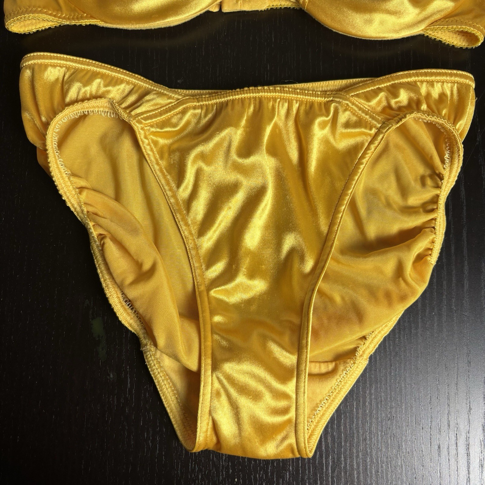 Vintage Victoria&rsquo;s Secret Second Skin Satin Bra Set Golden Yellow Size 34C/S
