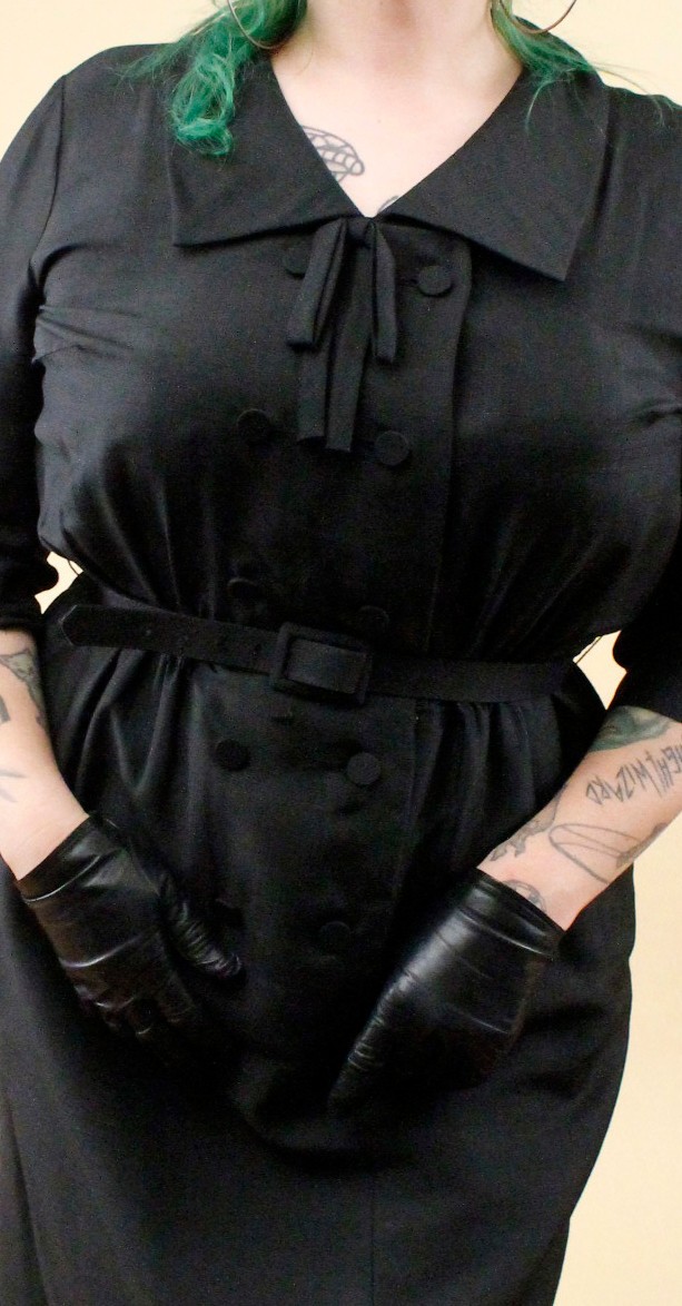 1950s Vtg Black Plus Size Volup Collared Sailor Button Dress Goth Pin Up 1X B48&Prime;