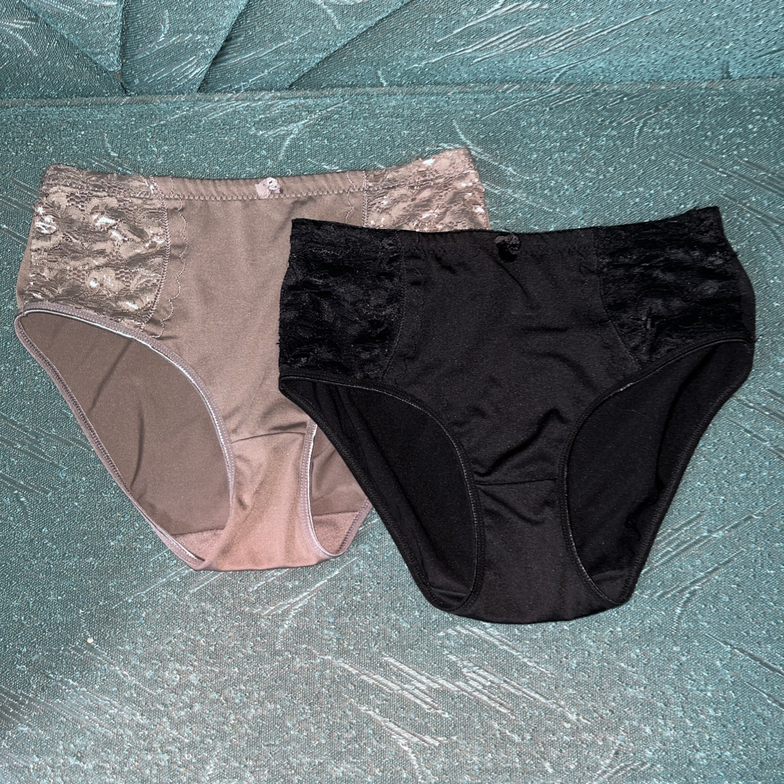 Vtg Kathy Ireland Medium Panties Second Skin Black & Tan Lace Satin Brief Shaper
