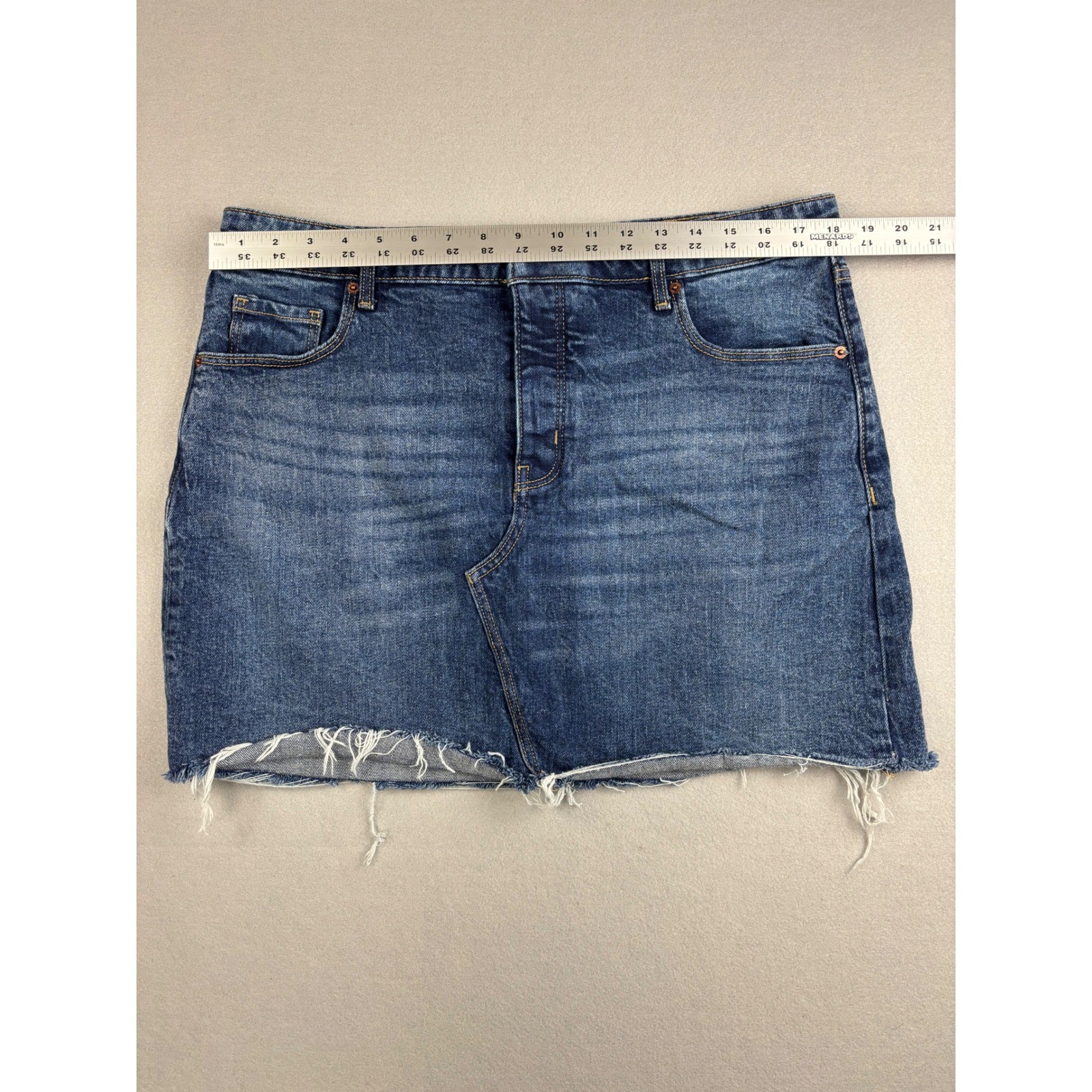 Old Navy High Rise Denim Skirt Size 14 Button Fly Frayed Hem Jean Skirt