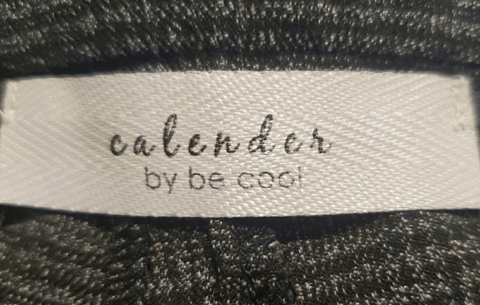 Calender By Be Cool Shorts Size M