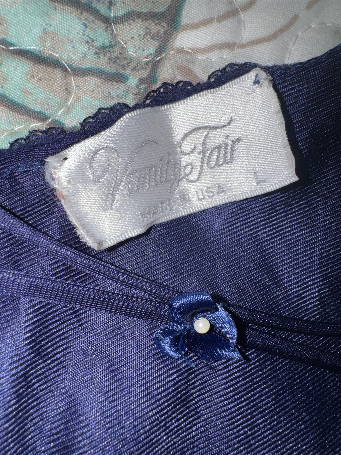 VTG VANITY FAIR Navy BLUE SWEEP NIGHT GOWN Large Long stretch Lace BODICE Gown