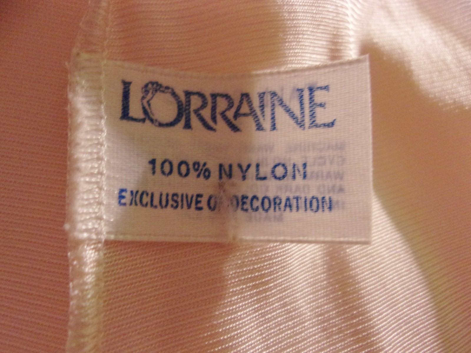 Vtg Lorraine Beige Half Slip – 25&Prime; Long – Sz Small Long – Made in USA