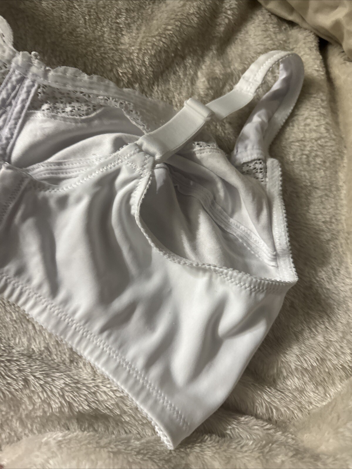 Vintage Exquisite Form Circle Bra 40DD White Lace Wireless Wire Free