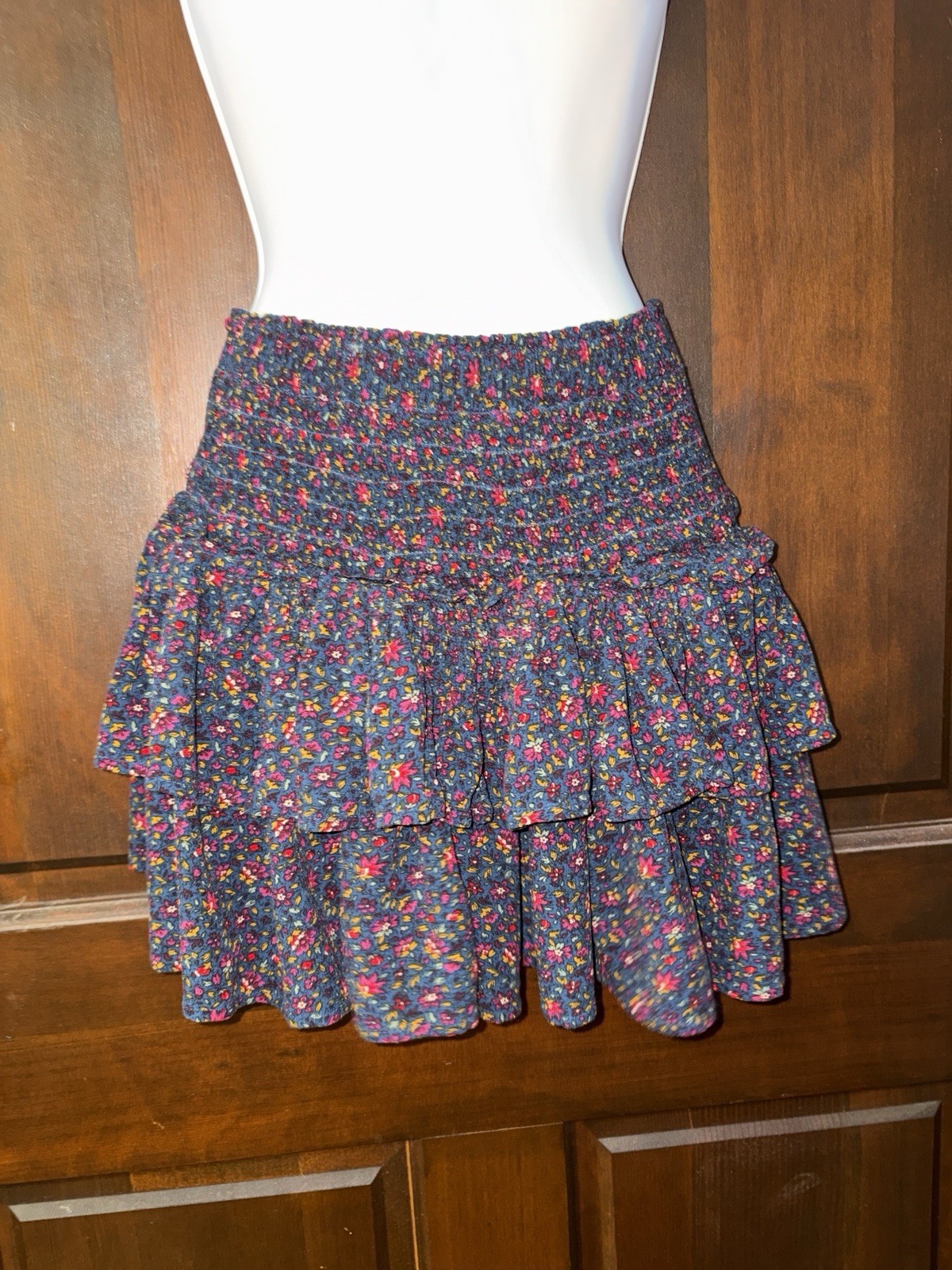 American Eagle Y2K Tiered Ruffled Ditsy Floral Mini Skirt XSmall Summer Boho