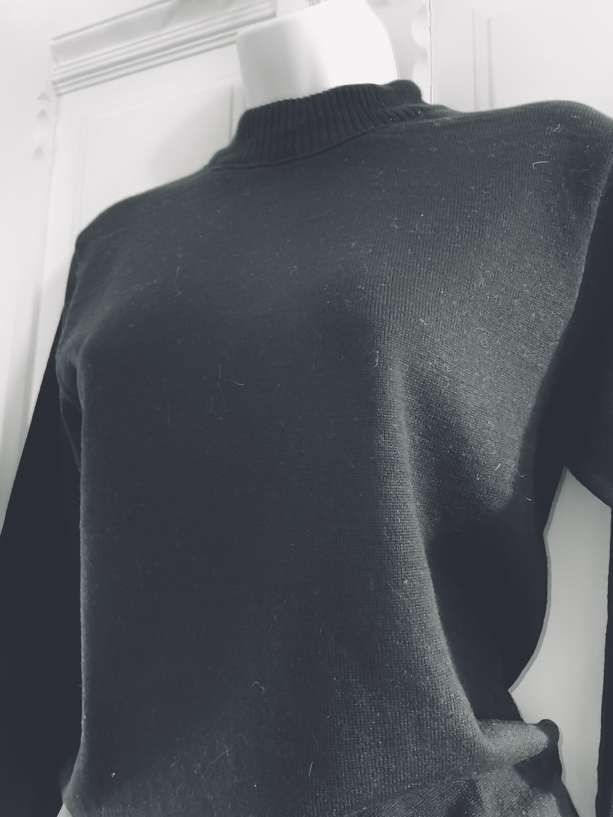 Vtg Pendleton Fine Virgin Wool Pullover Sweater Petite Small USA Black Mock Neck