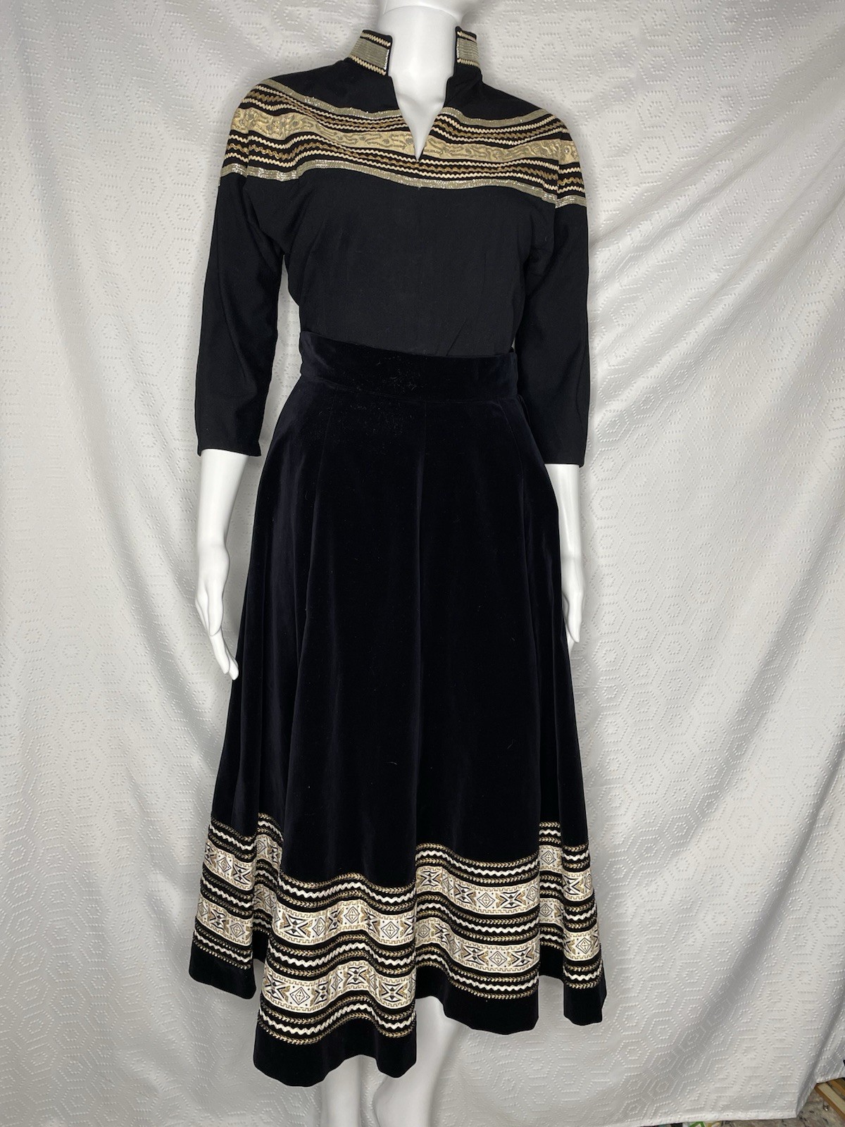 Vtg 50s Faye Creations Patio Fashions Skirt Top Set Black Gold South Western S