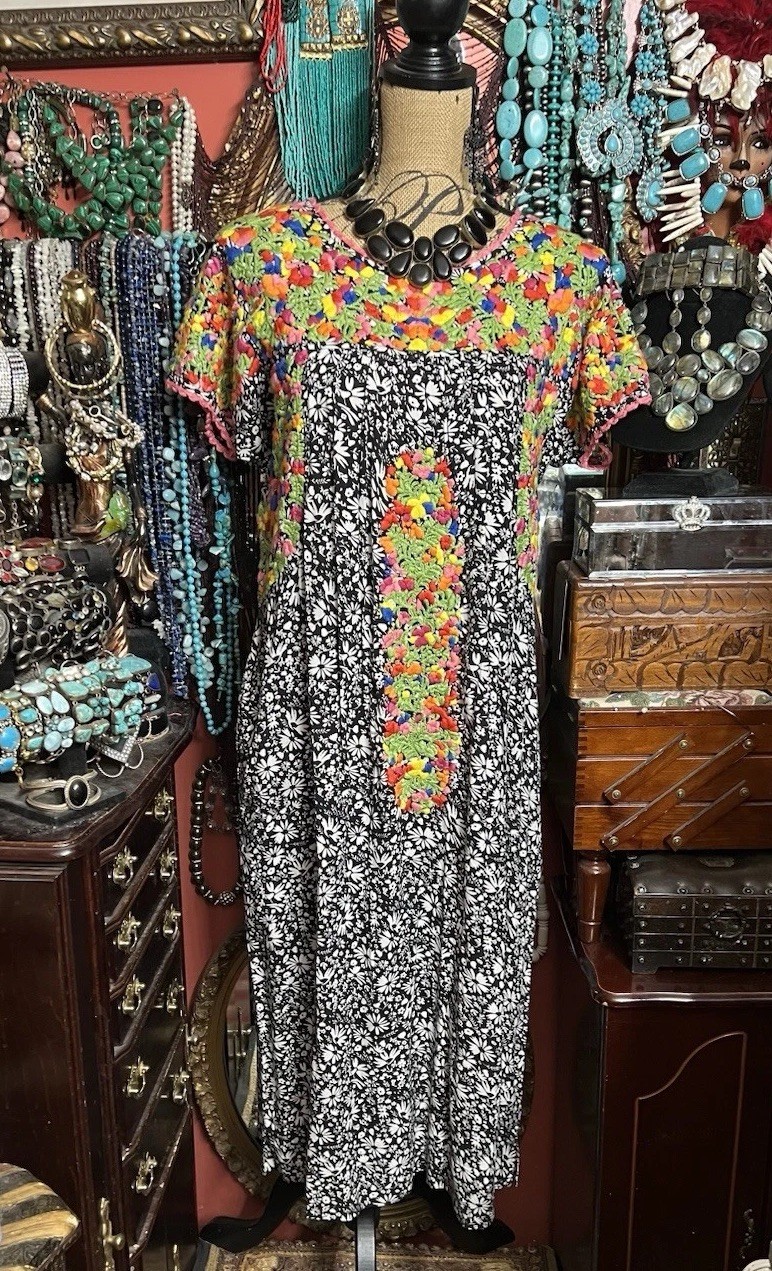 Beautiful “Sister Mary” Black And White Multi Floral Color Embroidery Oaxacan ML