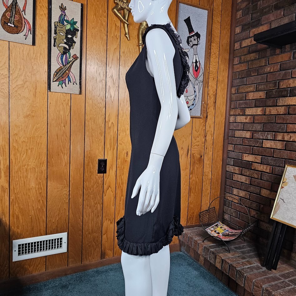 Vintage 60s Black Scalloped Ruffle Sheath Wiggle Pencil Cocktail Party Dress S/M