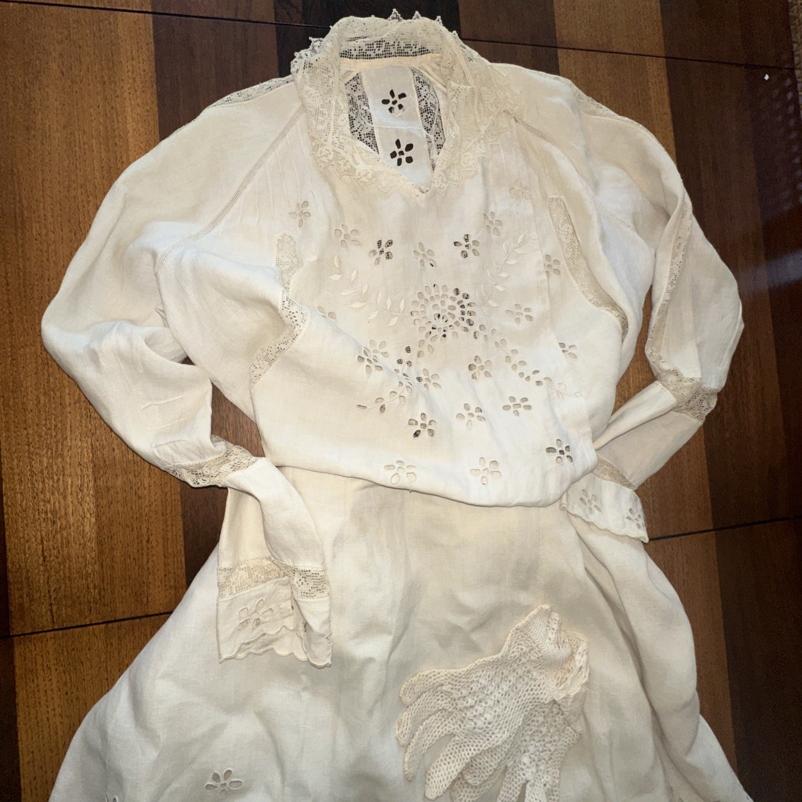 Antique Edwardian Tea Lawn Skirt Top Petticoat Gloves Embroidered Cream Linen