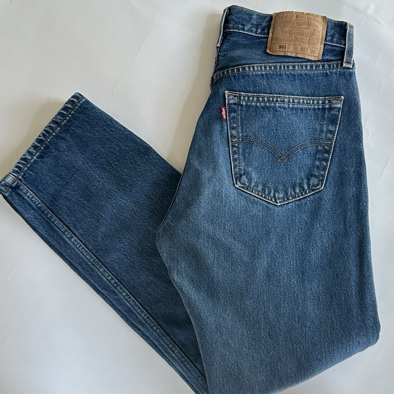Vintage Levi’s 6501-0116 Button Fly FOR WOMEN 30×29 (tagged 31×30) Excellent!