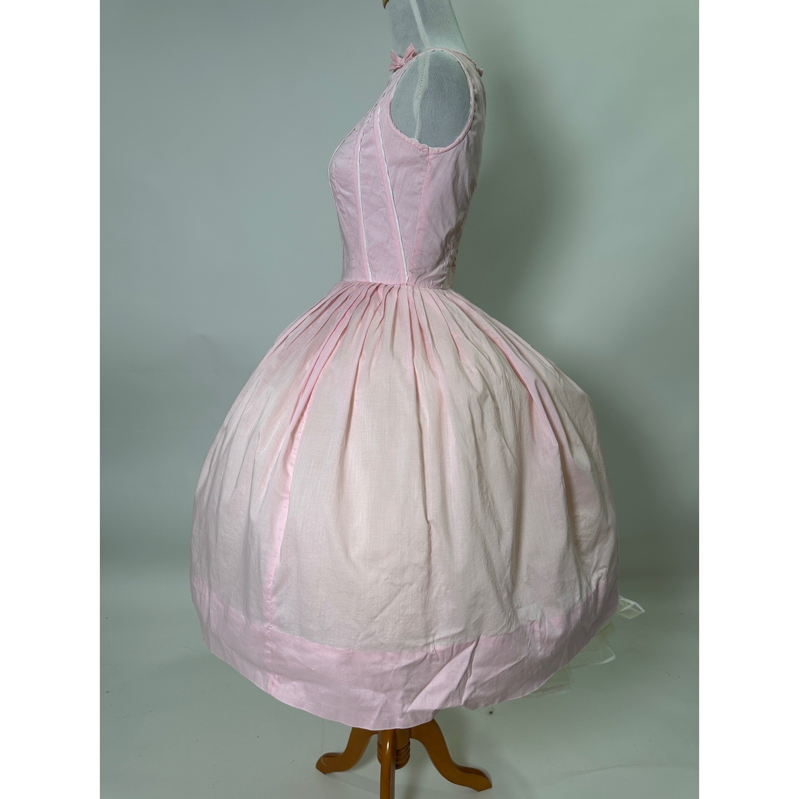 Vintage 1950s Cute Tailored Junior Pink Sunburst Dress Bow circle Skirt cotton