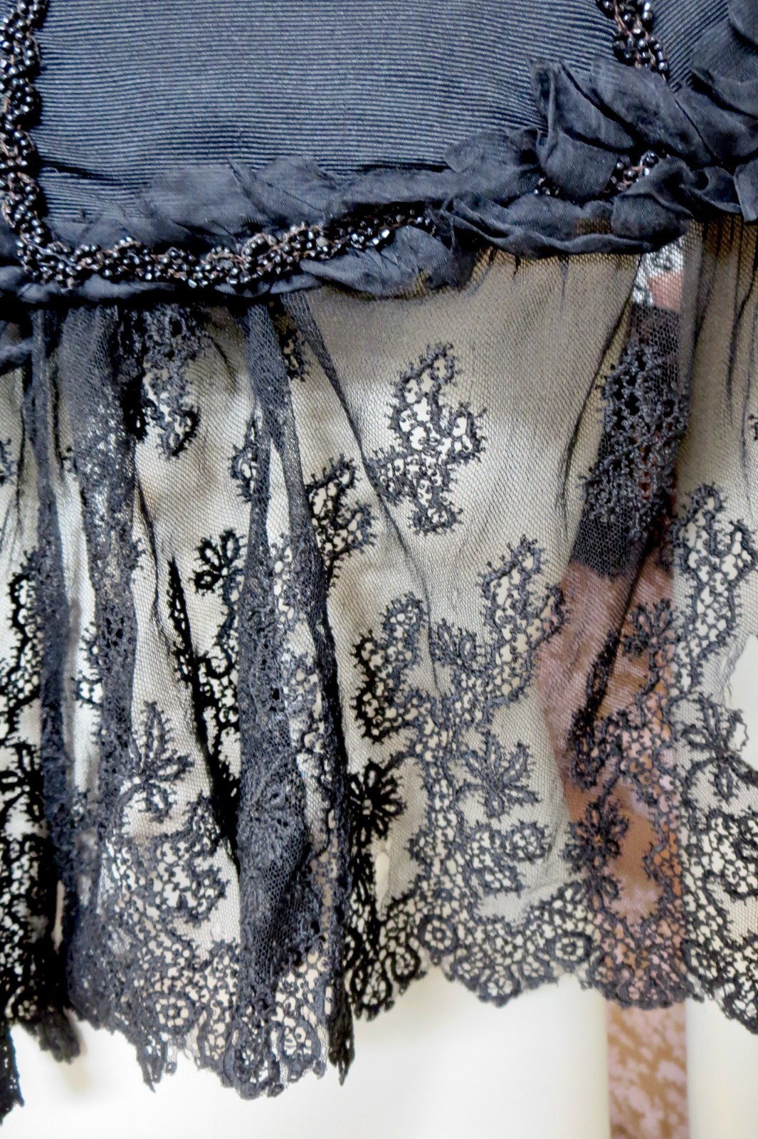 Antique 1880s Black Mourning Capelette Wide Chantilly Lace & Glass Beading