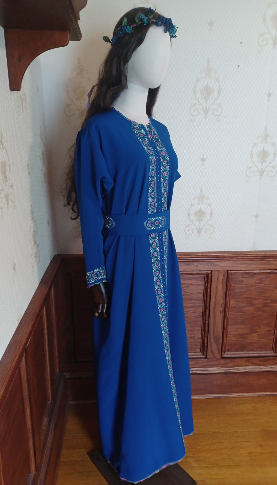 Vintage 1960s/1970s Handmade/Hand-embroidered Blue Boho Festival Caftan w/Sash