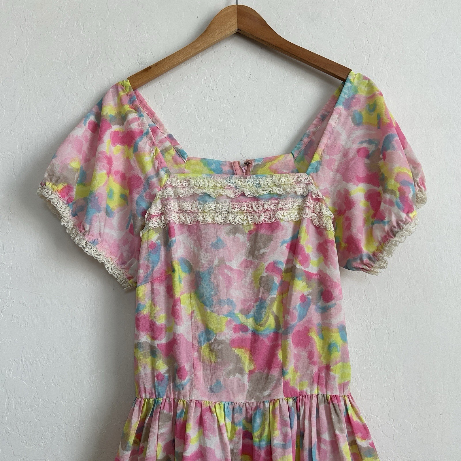 Faye Creations Vintage Dress Square Dance Patio 50s Ruffles Colorful Floral