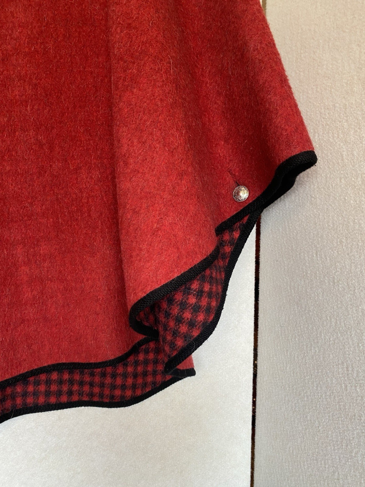 Vintage Wool Cape Red Black Reversible Solid Tartan Plaid Cloak Austrian Buttons