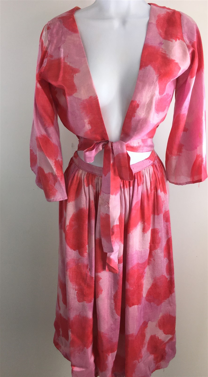 Vintage1950s Silk Pink/Red Skirt & Crop Top Set Sz XS-S Party Cocktail Waist 24&Prime;