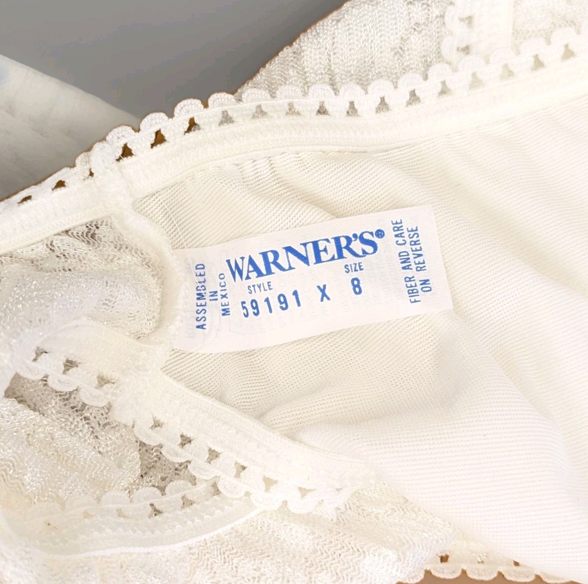 Warners High Cut Lace White Panties Vintage Sz 8 90s