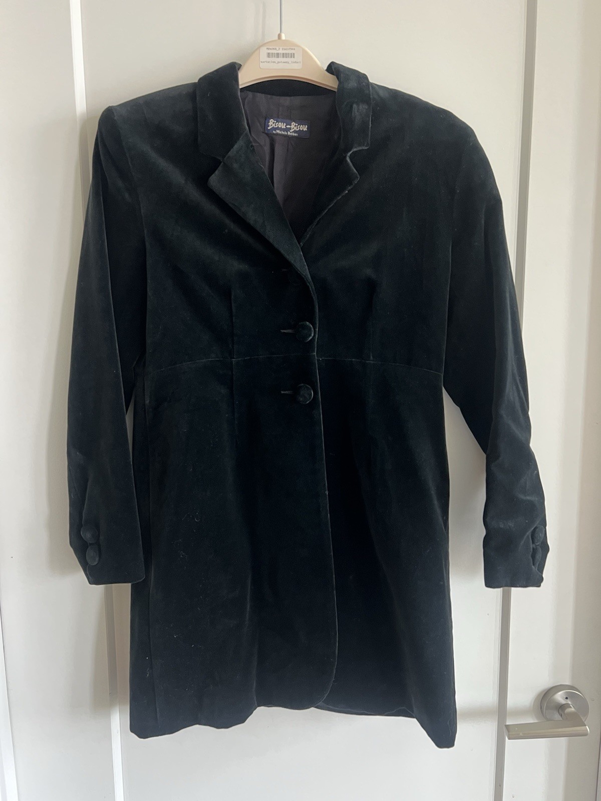 Bisou Bisou Women’s Vintage Long Black Velvet Blazer Size M