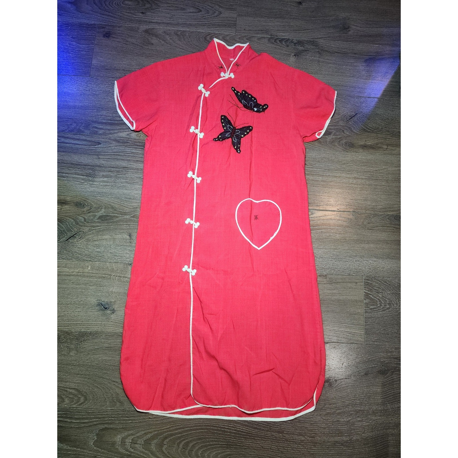 Vintage 60s Asian Mandarin Collar Butterfly House Dress Sleep Shirt Red OS