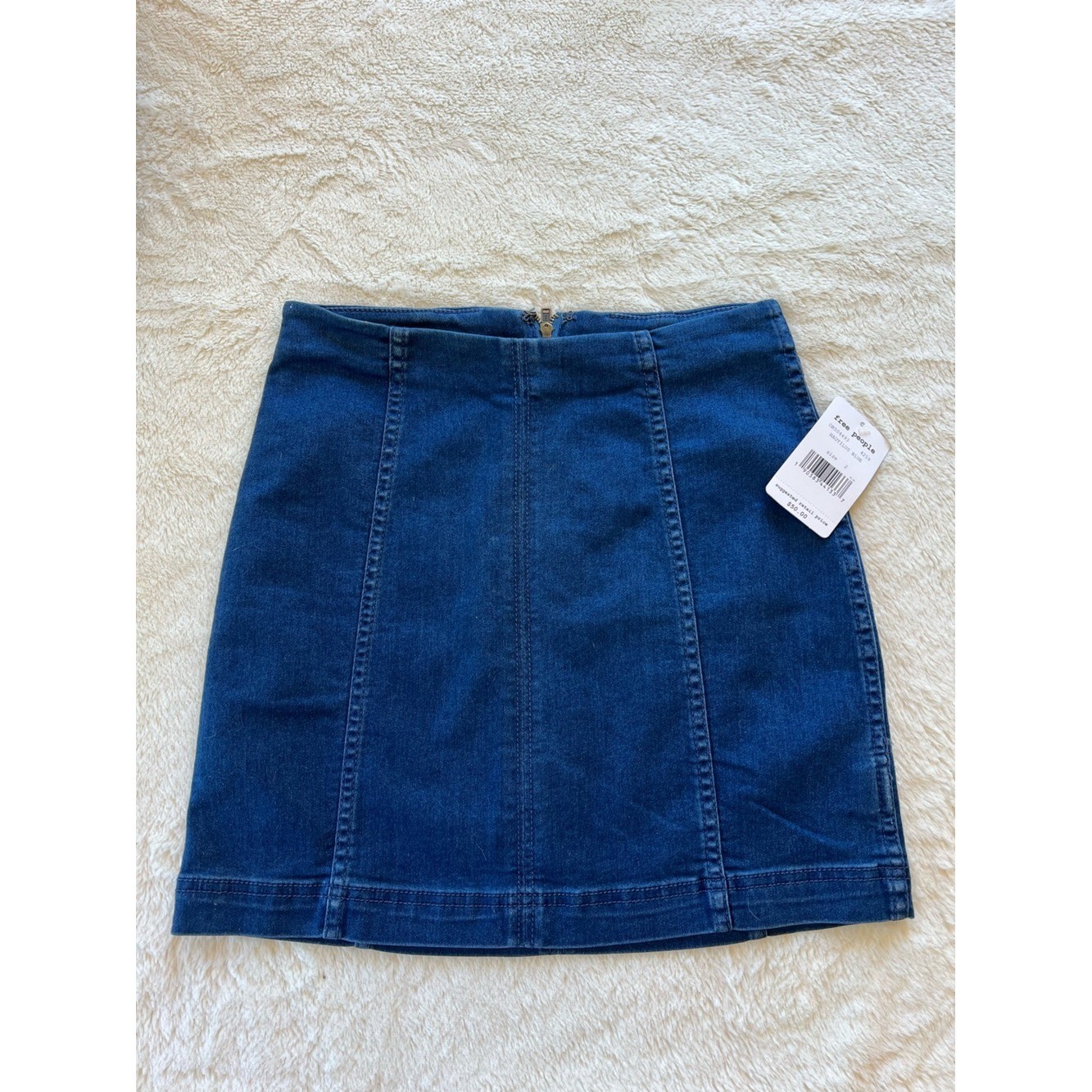 Free People Women&rsquo;s Denim Skirt – Classic Straight Fit size 2 NWT