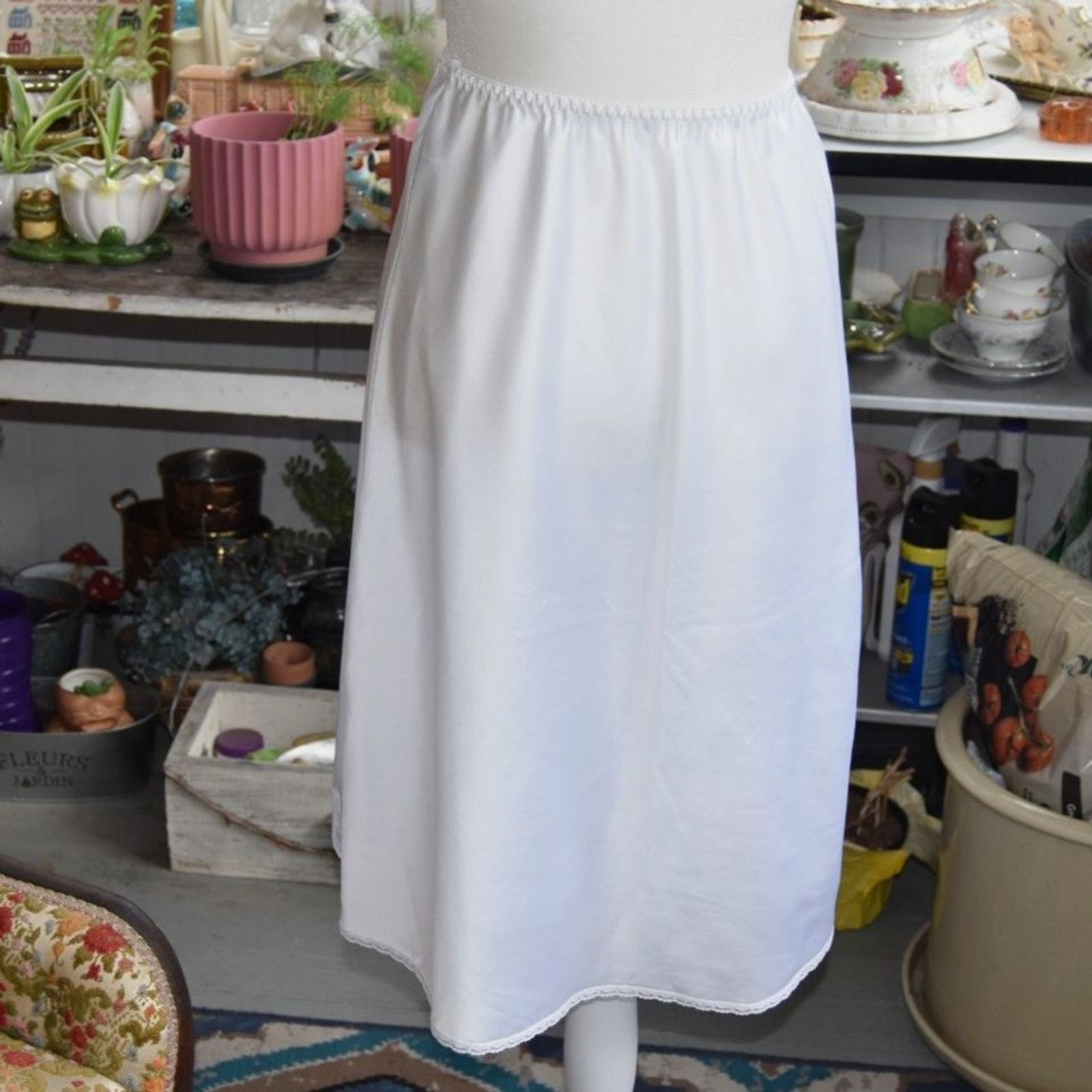 Vintage 1970s Maidenform White Something Special Half Slip Lace Hem ILGWU USA S